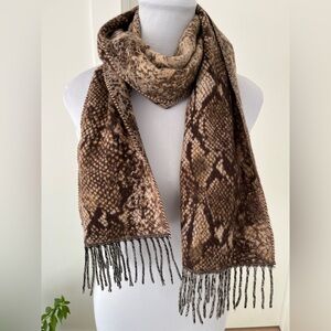 CASHMINK Winter Scarf Oblong Animal Print Reversible Snakeskin Fringe Cozy Soft